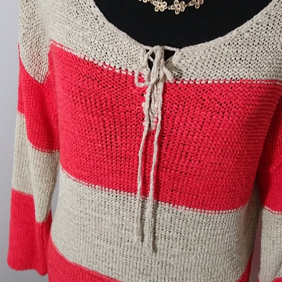 LOFT Ann Taylor sweater size medium - Picture 3 of 4